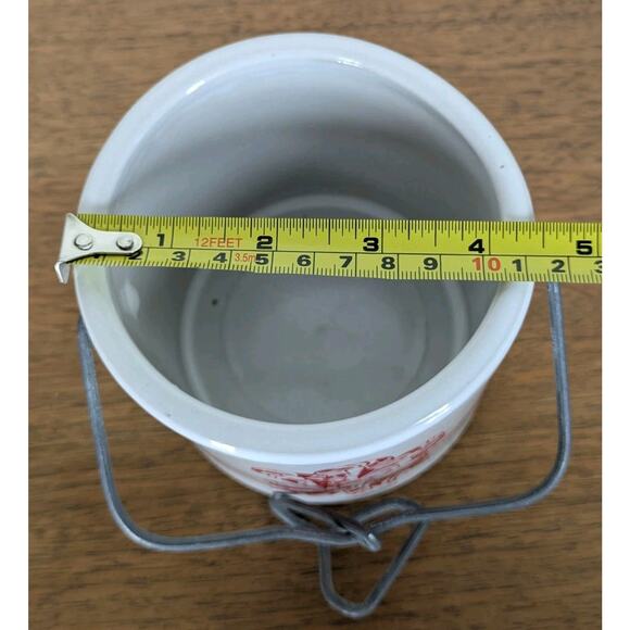 Vintage Christmas 1987 Cheese Crock Stoneware With Lid & Wire Bale Handle - Picture 8 of 8